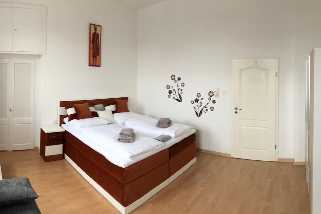 Apartmenthaus Am Bahnhof Детмольд Экстерьер фото