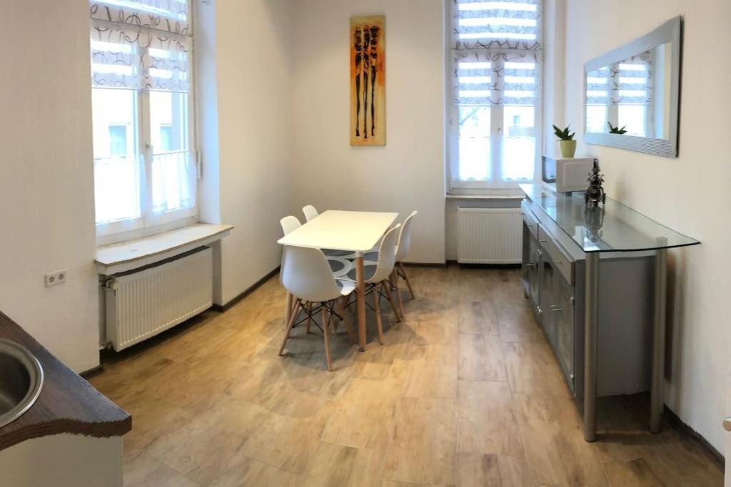 Apartmenthaus Am Bahnhof Детмольд Экстерьер фото