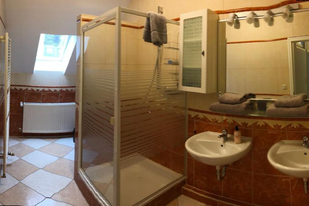 Apartmenthaus Am Bahnhof Детмольд Экстерьер фото