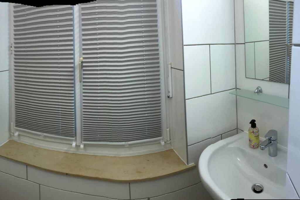 Apartmenthaus Am Bahnhof Детмольд Экстерьер фото