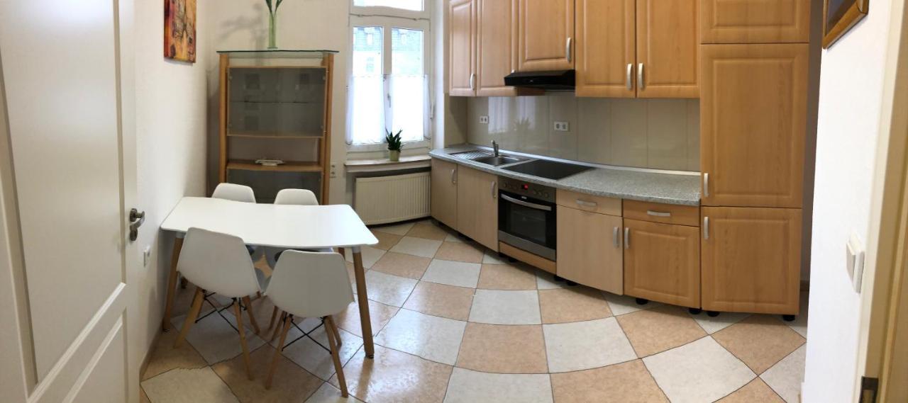 Apartmenthaus Am Bahnhof Детмольд Экстерьер фото