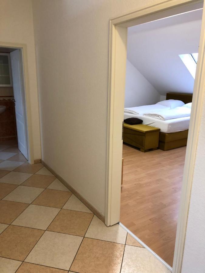 Apartmenthaus Am Bahnhof Детмольд Экстерьер фото