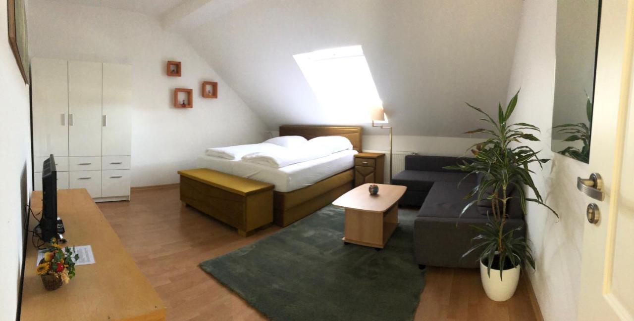 Apartmenthaus Am Bahnhof Детмольд Экстерьер фото